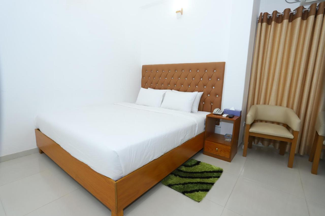 Hotel Blue Castle Dhaka Exterior photo